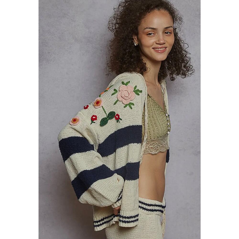 POL Stripped 3D Embroidered Zip-Up Hoodie in Cream and Navy - Picture 3 of 5